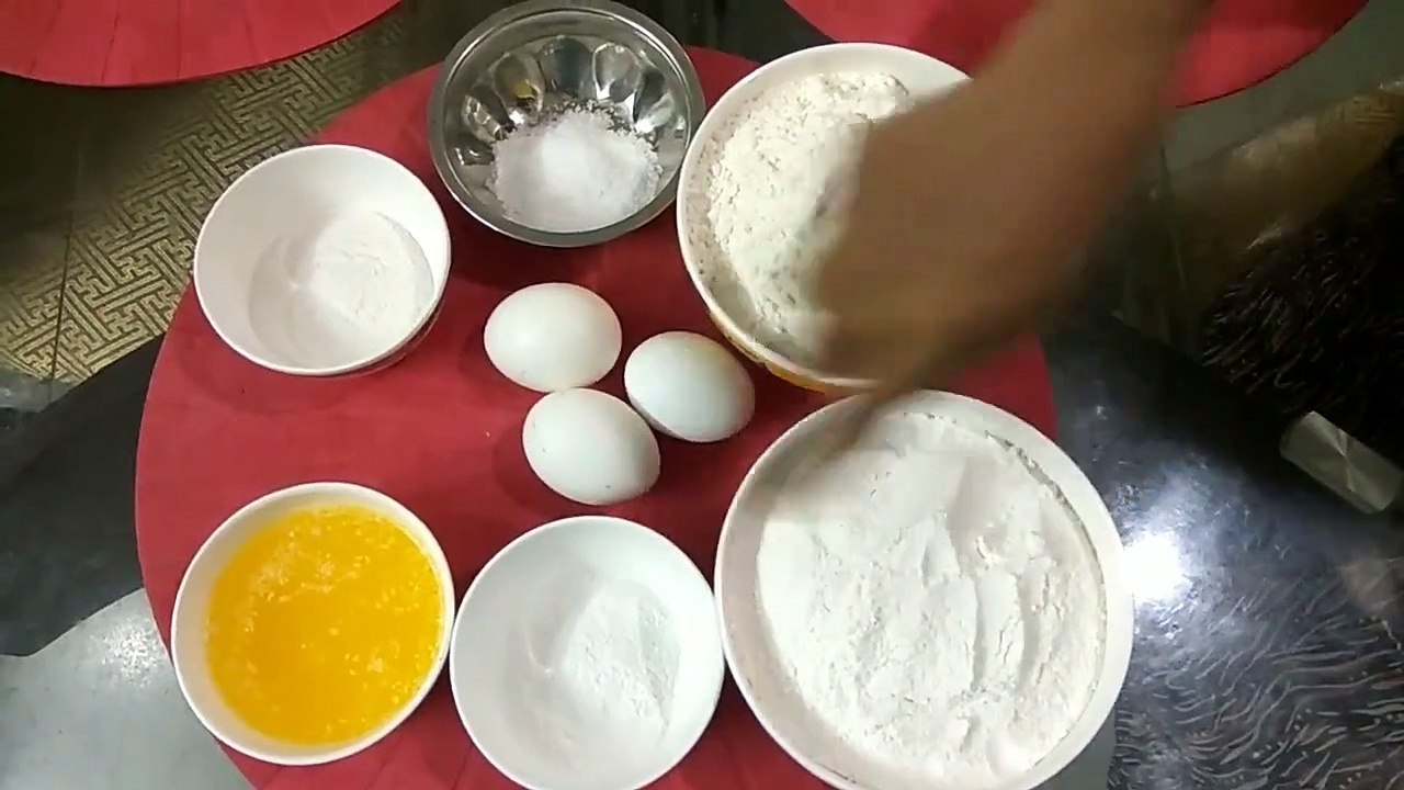 Sponge Cake without Oven & with Oven in Telugu || Basic Plain & Soft Fluffy Cake