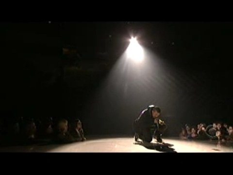 Kanye West - Dedication to Mother [50th Grammy Awards]