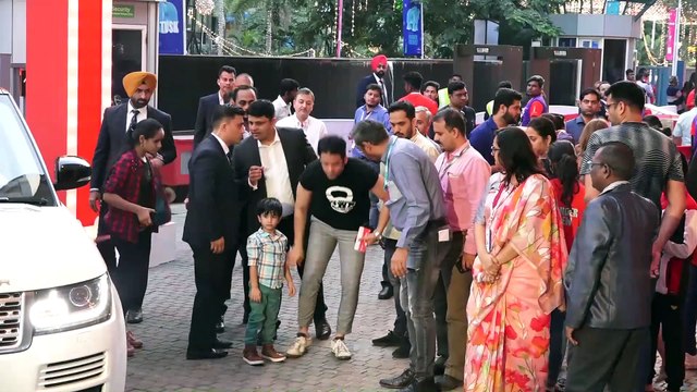 MUKESH AMBANI,ROHIT SHARMA,NITA AMBANI,ISHA ,SLOKA MEHTA WITH MOM & MORE CELEBS AT JIO GARDEN LAUNCH