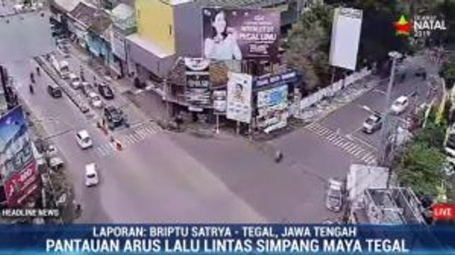 Lalu Lintas di Simpang Maya Tegal Lancar