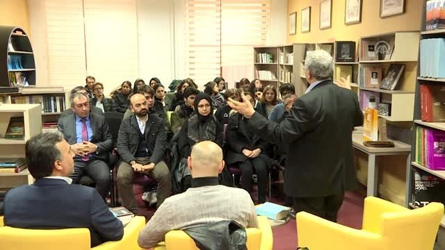 Sezai Karakoç'un Gençlik Dönemi Şiirleri - Zafer Acar