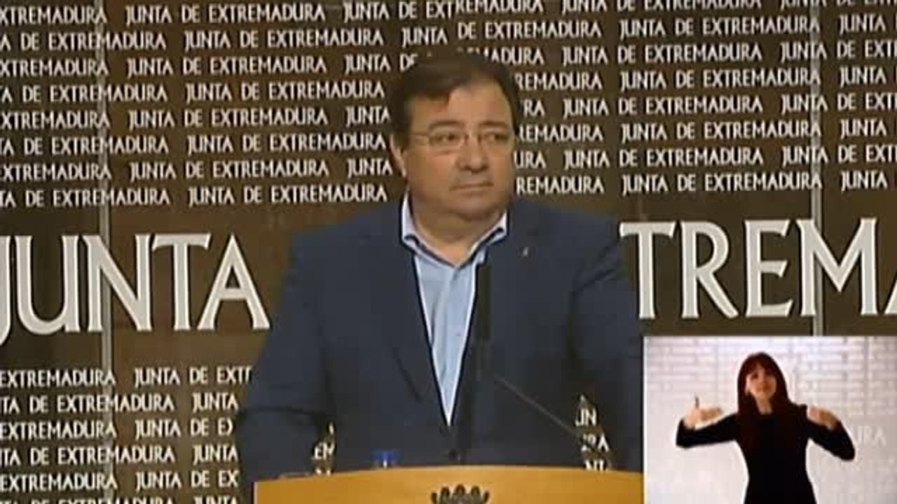 Fernández Vara señala al PP y acusa a Casado de pensar más "en las próximas elecciones" que en las "próximas generaciones"