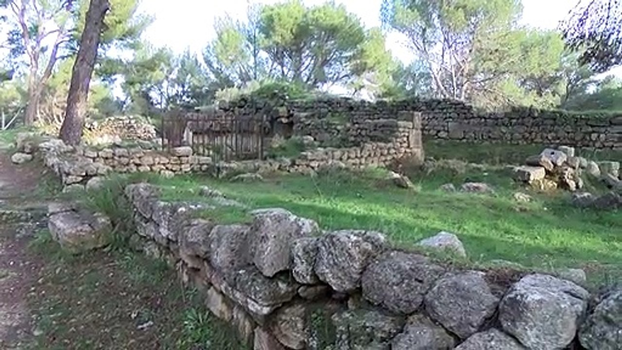 L'archéologue Jean Chausserie-Laprée présente sa découverte sur la fondation de Marseille