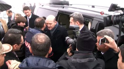 Deprem bölgesine giden Bakan Soylu: '5 evde hasar söz konusu'