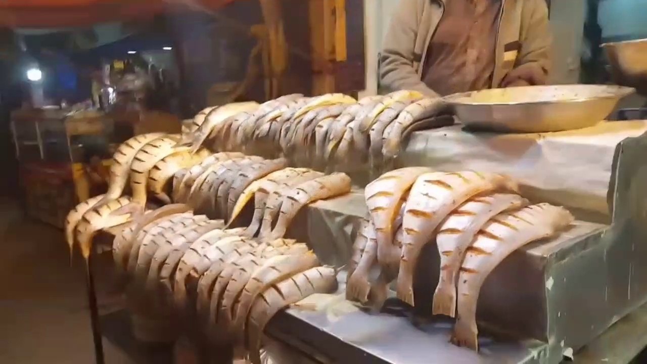 Peshawar Street Food In Pakistan | Fish Fry Food Street | By Aman TV Ghartal | Best Food Food Satree | Pakistan | Fish Fry