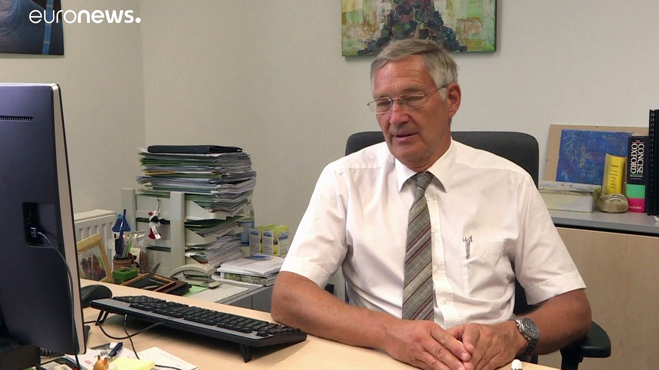 Insel der Alpakas, Schweine und Viren