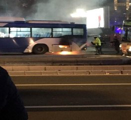 Başkent'te korkutan otobüs yangını
