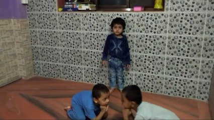 #Cut Funny Babys| Bahut Dinon Bad Dost se Mulakat बहुत दिनों बाद दोस्त से मुलाकात
