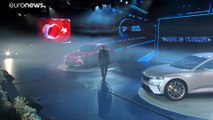 شاهد: إردوغان يكشف النقاب عن أول سيارة تركية كهربائية