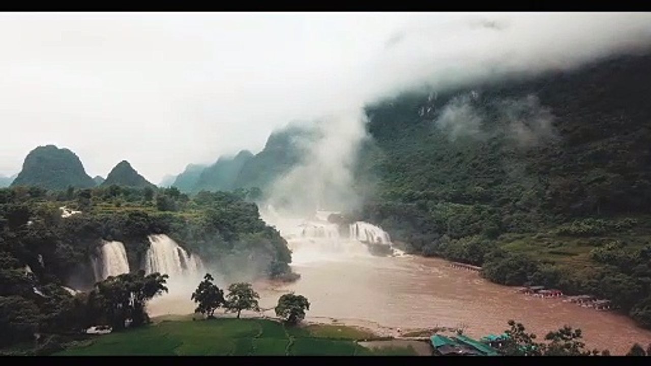 Taryn Elliott - Series Of Waterfalls Of A Big River - Nature (No Copyright Video 108) [4K]