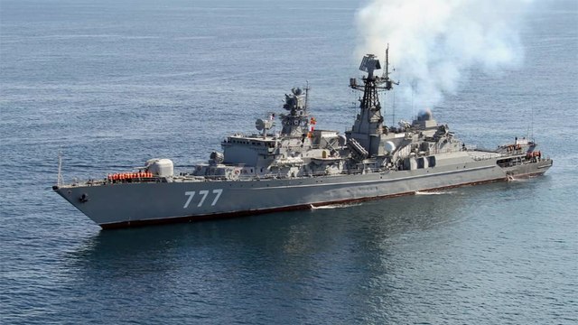 مناورات بحرية روسية صينية إيرانية تثبت عدم عزلة إيران