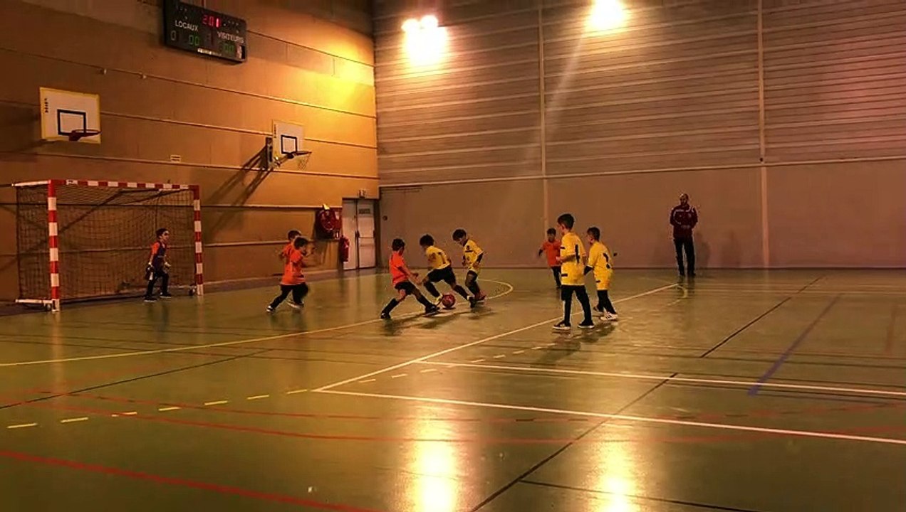 Vendredi 27 décembre 2019 - Participation de nos U9 au tournoi Futsal de Noël de l'ESSSV