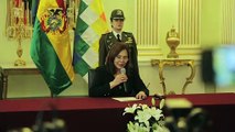 Bolivia denuncia: españoles “encapuchados” trataron de entrar a embajada mexicana