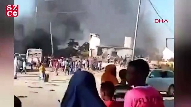 Somali'de bomba yüklü araç patladı