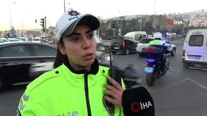 Abla-kardeş aynı şehirde trafik polisi olarak görev yapıyor