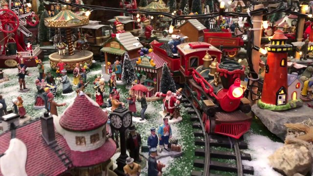 Nort-sur-Erdre | Le Garage du Pere Noël - Nantes Bretagne Télé