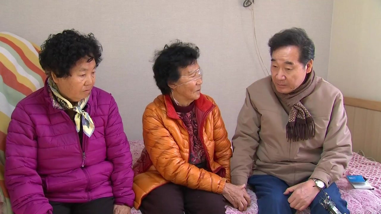 이낙연 총리, 포항 지진복구 현장 방문 / YTN