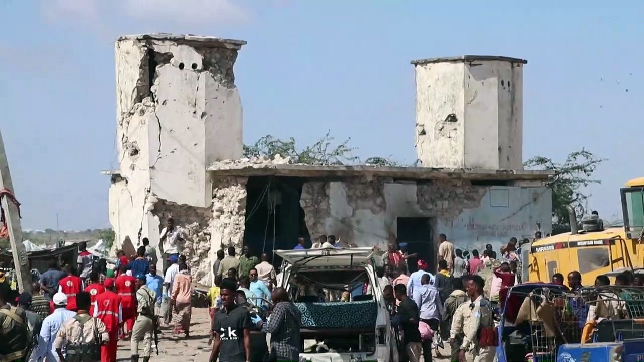 Zahlreiche Tote bei Anschlag in Mogadischu