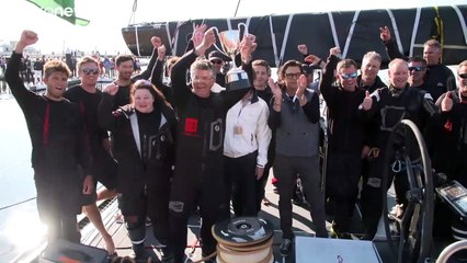 Regata Sydney-Hobart, trionfa Comanche