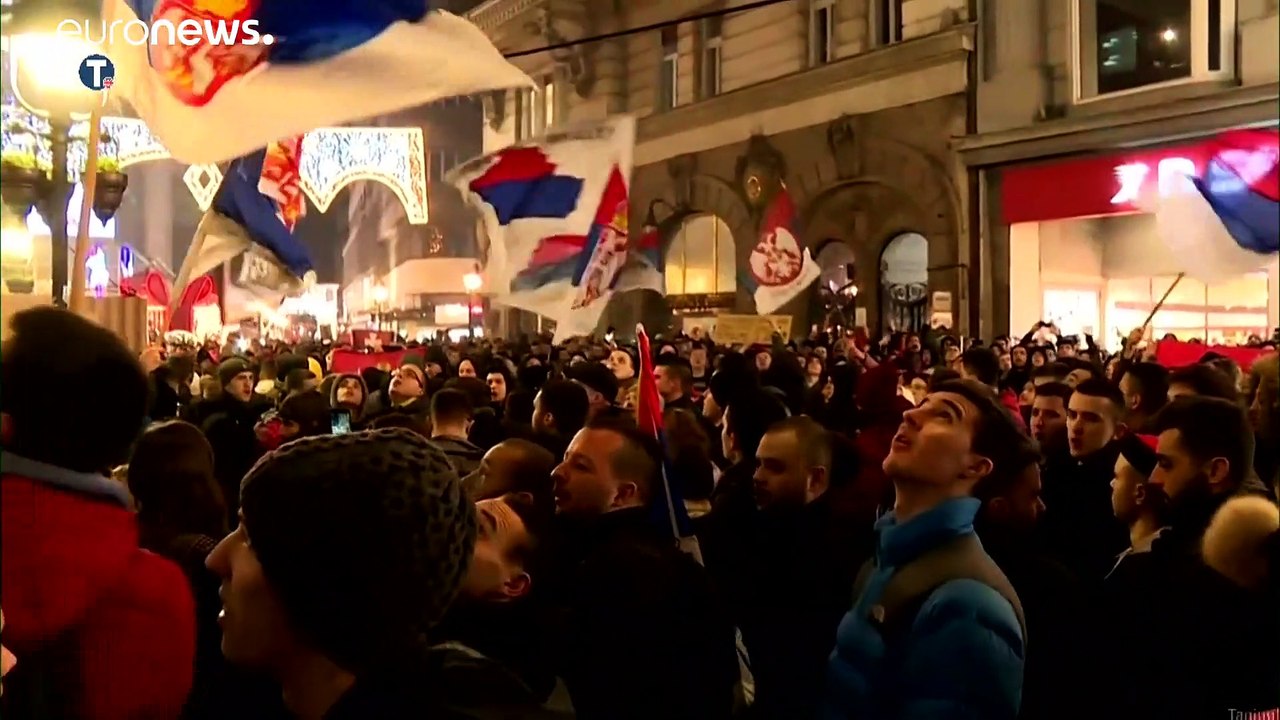 Proteste in Serbien gegen Kirchengesetz in Montenegro