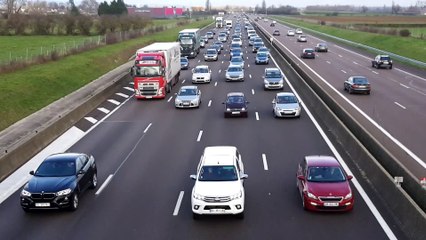 Bouchon sur l'autoroute A6 Bis
