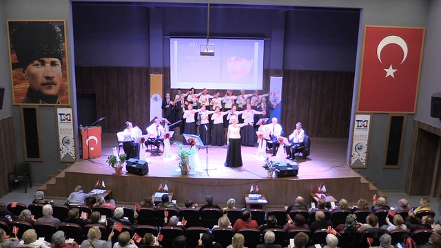 Yiğidim Aslanım -Yaşa Mustafa Kemal Paşa Yaşa(İZMİR MARŞI) Kepez Belediyesi Berceste Korosu