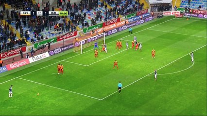 Jose Sosa (ARG) * Meia * Trabzonspor (TUR)