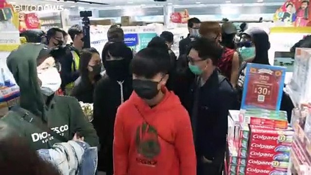 Διαδήλωση και επεισόδια σε εμπορικό κέντρο