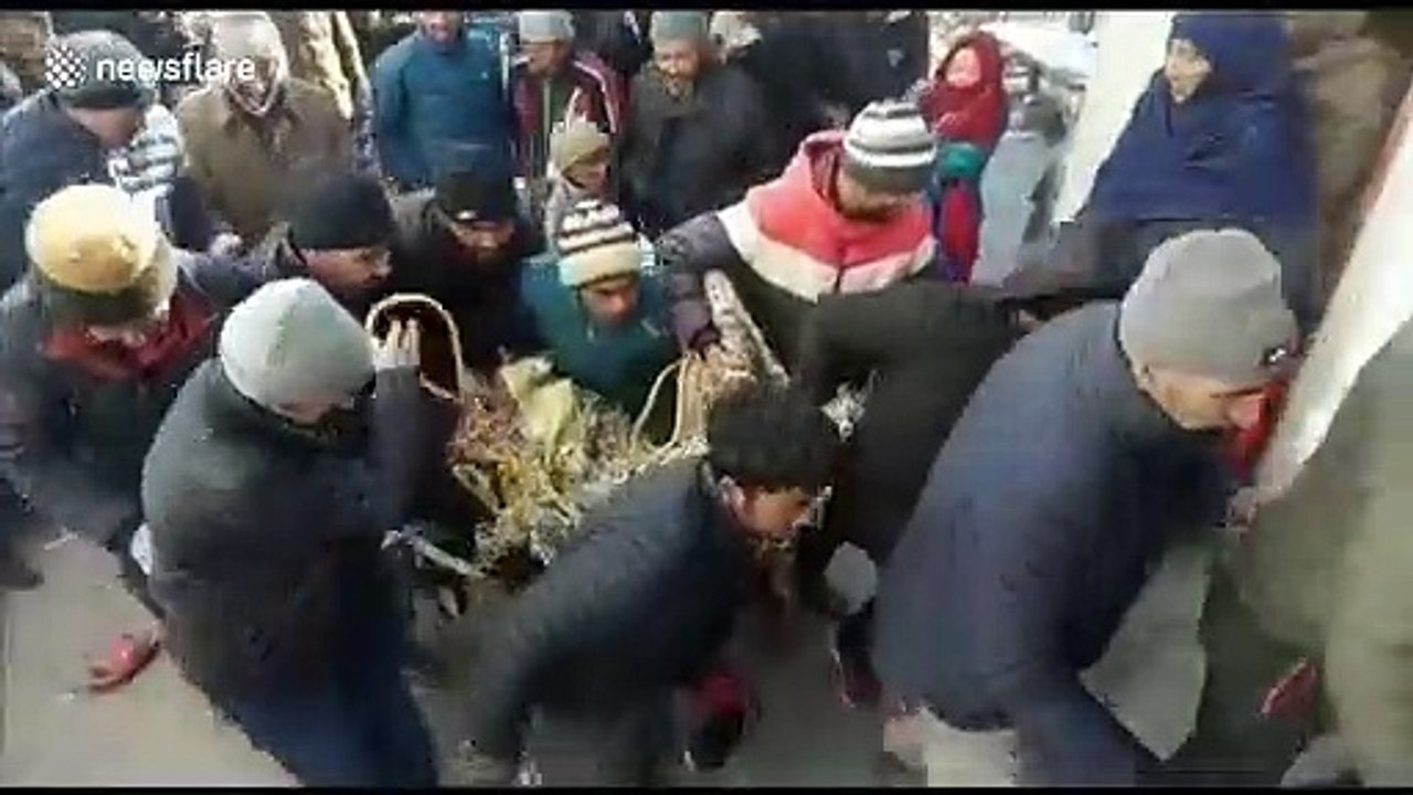 Rangers rescue ibex injured in suspected snow leopard attack