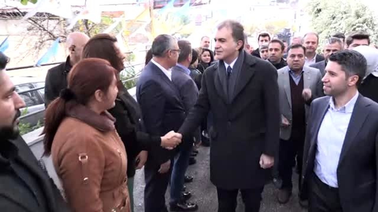 AK Parti Sözcüsü Ömer Çelik: "(Somali'deki saldırı) Orası önemli ve dost bir ülke, yalnız...