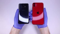 Galaxy S10e vs iPhone 11 - Unboxing ASMR