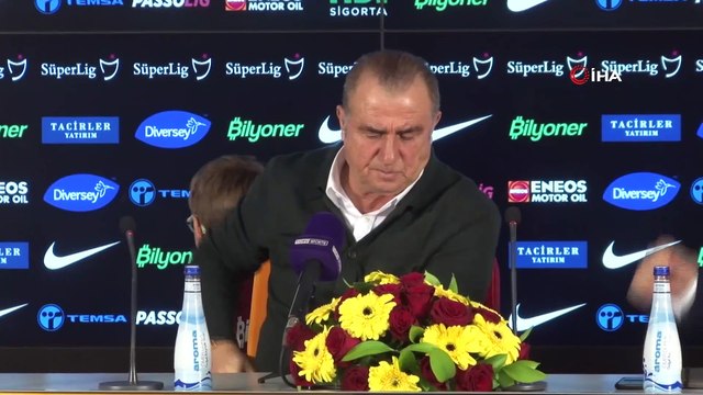 Fatih Terim: “Arda Turan futbolu burada bırakmalı”