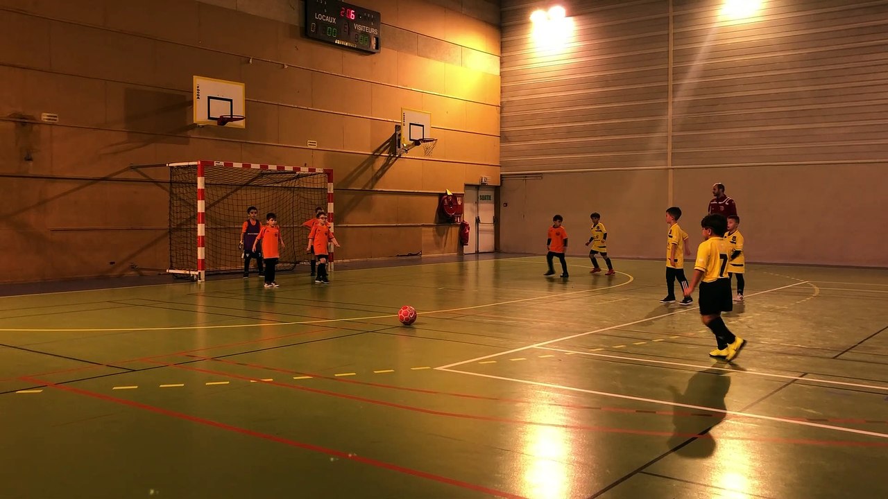 Vendredi 27 décembre 2019 - Participation de nos U9 au tournoi Futsal de Noël de l'ESSSV