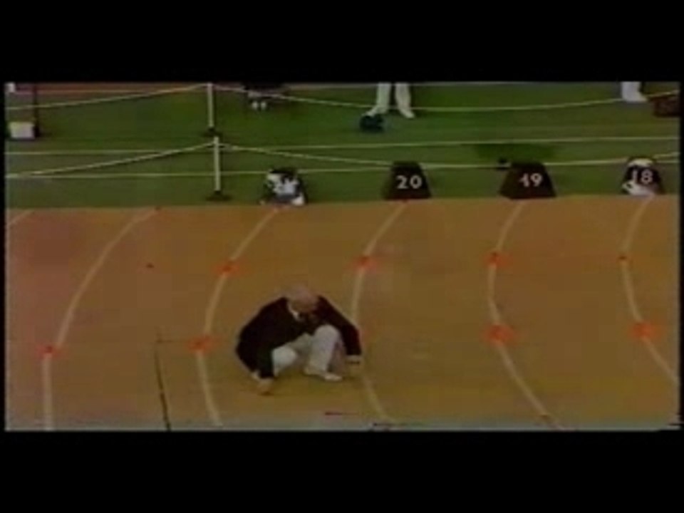 Athlé lancer poids ulf timmerman 20,66m indoor