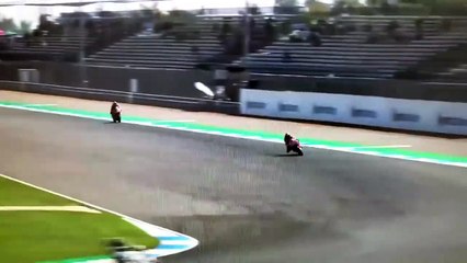 Jorge Lorenzo parte su moto a más de 150 km/h en el GP de Tailandia