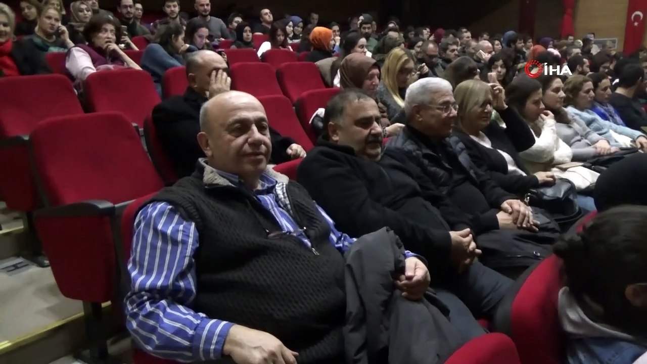 Kadın cinayetlerine dikkat çekmek için hem yazdı, hem oynadı