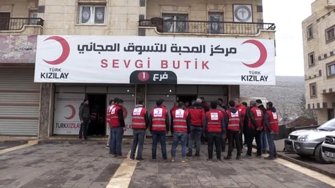 Türk Kızılay İdlib'de yaraları sarıyor