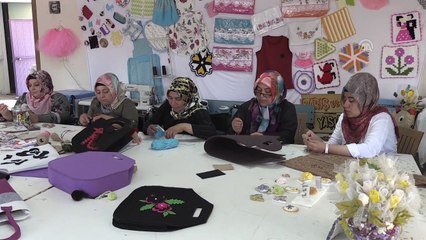 Engelliler Afrika'da su kuyusu açtırmak için çanta dikiyor - ŞANLIURFA