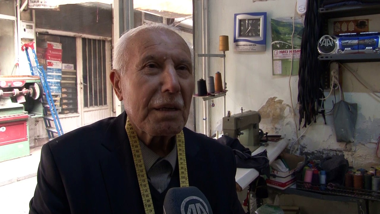 Tarihi Oturakçı Pazarı'nın 56 yıllık terzisi: Mehmet usta - ADIYAMAN