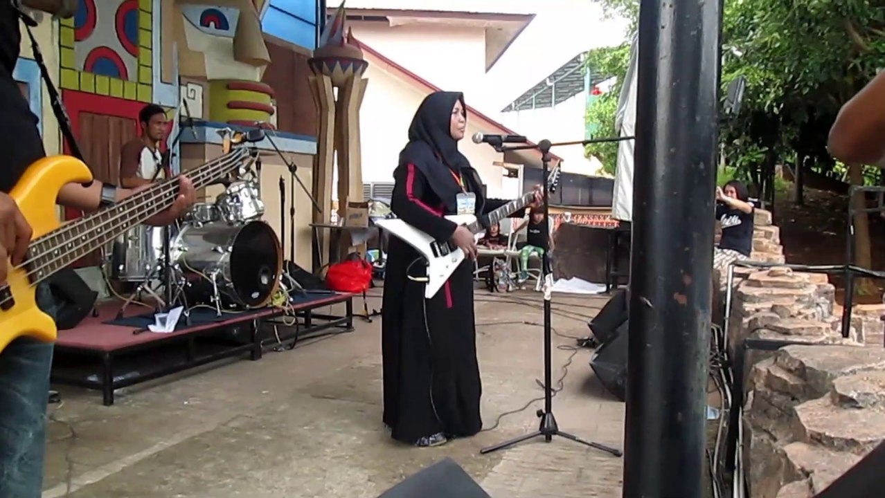 Ustazah Rocker