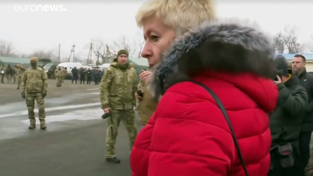 Megkezdődött a fogolycsere az ukrán kormányerők és a szakadárok között