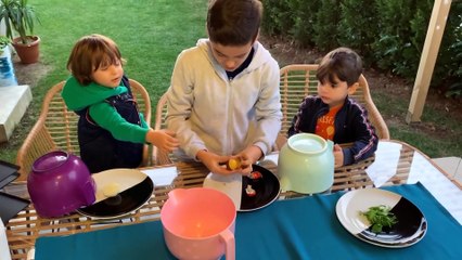 Yusuf Fatih Selim ve Enes tabaktan ne çıkarsa ye oynadılar,en güzel şeyler kimin tabağından çıktı