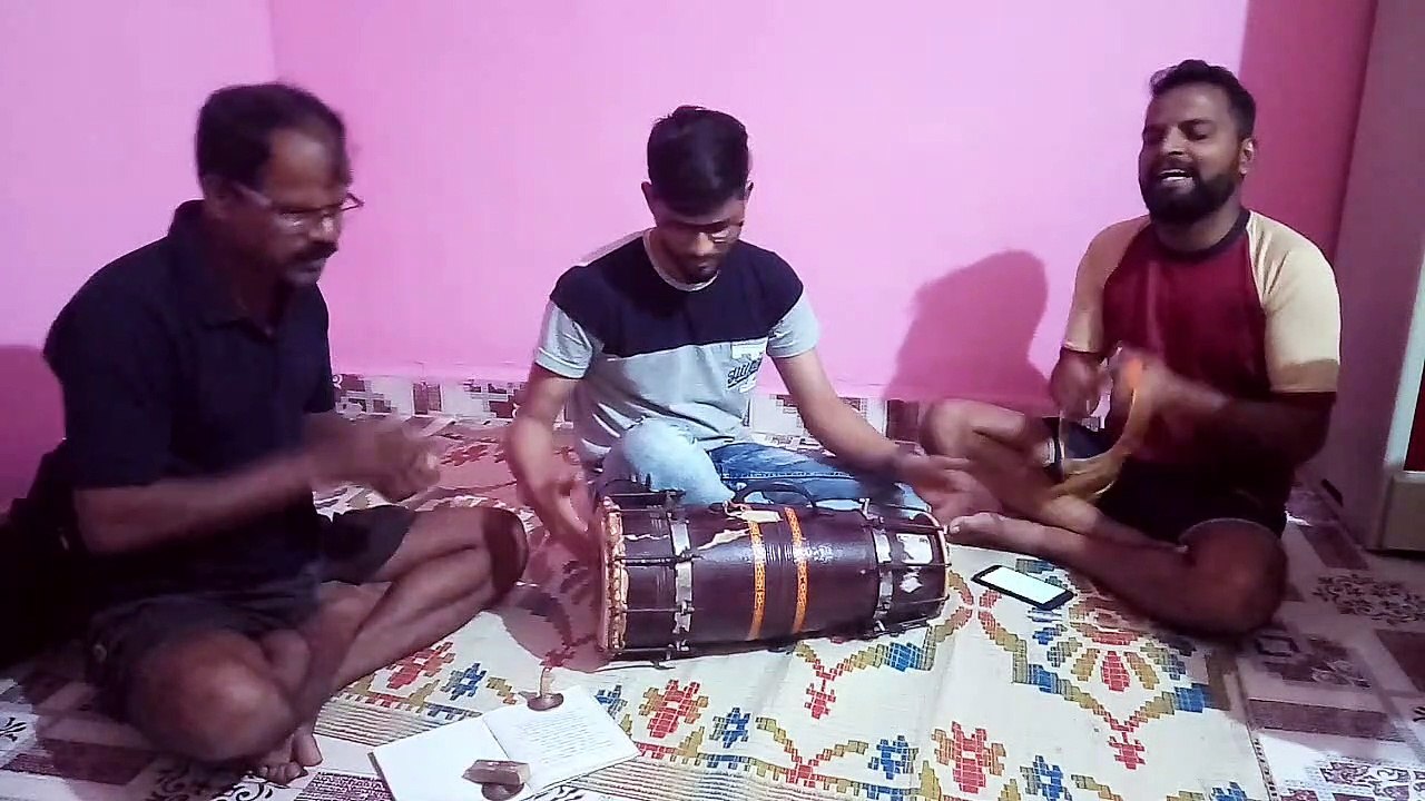 नमो नमो तुज श्री गणराया। बुद्धी द्यावी तुझे गुण गाया।। namo namo tuj shri ganraya