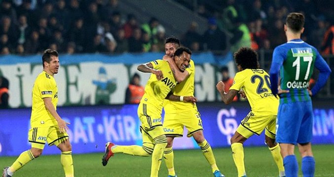 Fenerbahçe, Çaykur Rizespor'u 2-1 mağlup etti