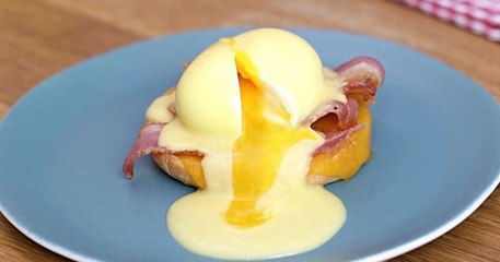 Pour votre prochain brunch, préparez-vous de délicieux œufs Bénédicte avec une onctueuse sauce hollandaise