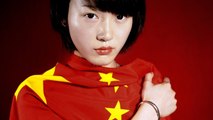 La tierra se 'traga' a esta mujer en China