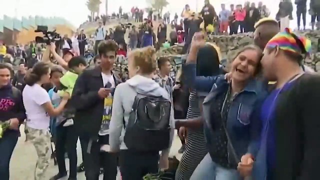 Llegan los primeros migrantes de la caravana a la frontera de México con Estados Unidos