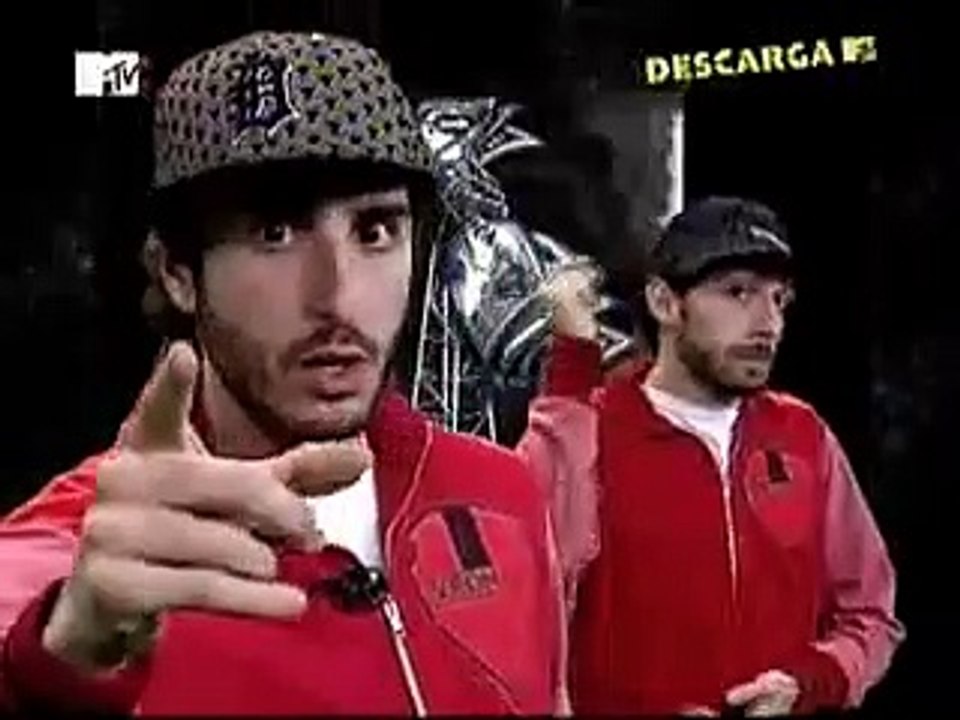 Marcelo Adnet e Dani Calabresa no Descarga MTV