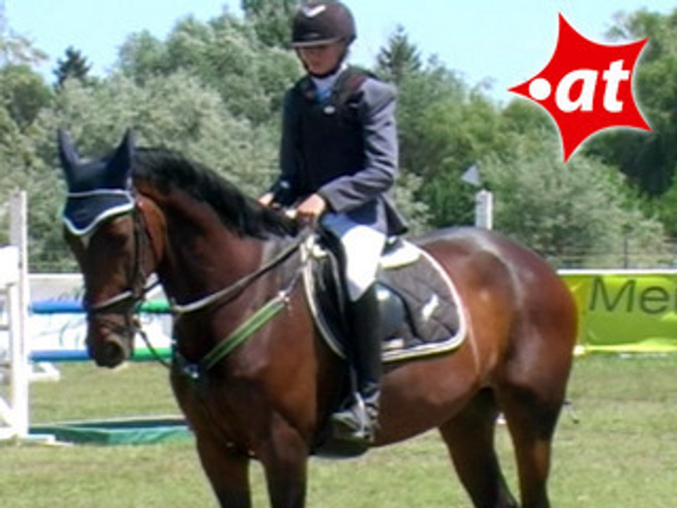 Victoria Kiss, Springreiten, Burgenland (2007-040)