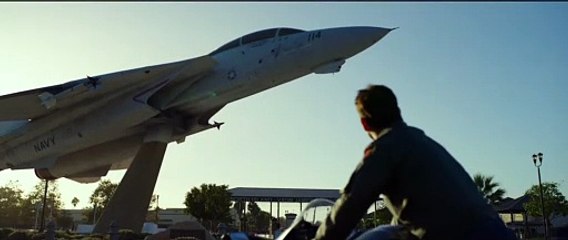 Top Gun Maverick Film (2020) - Tom Cruise